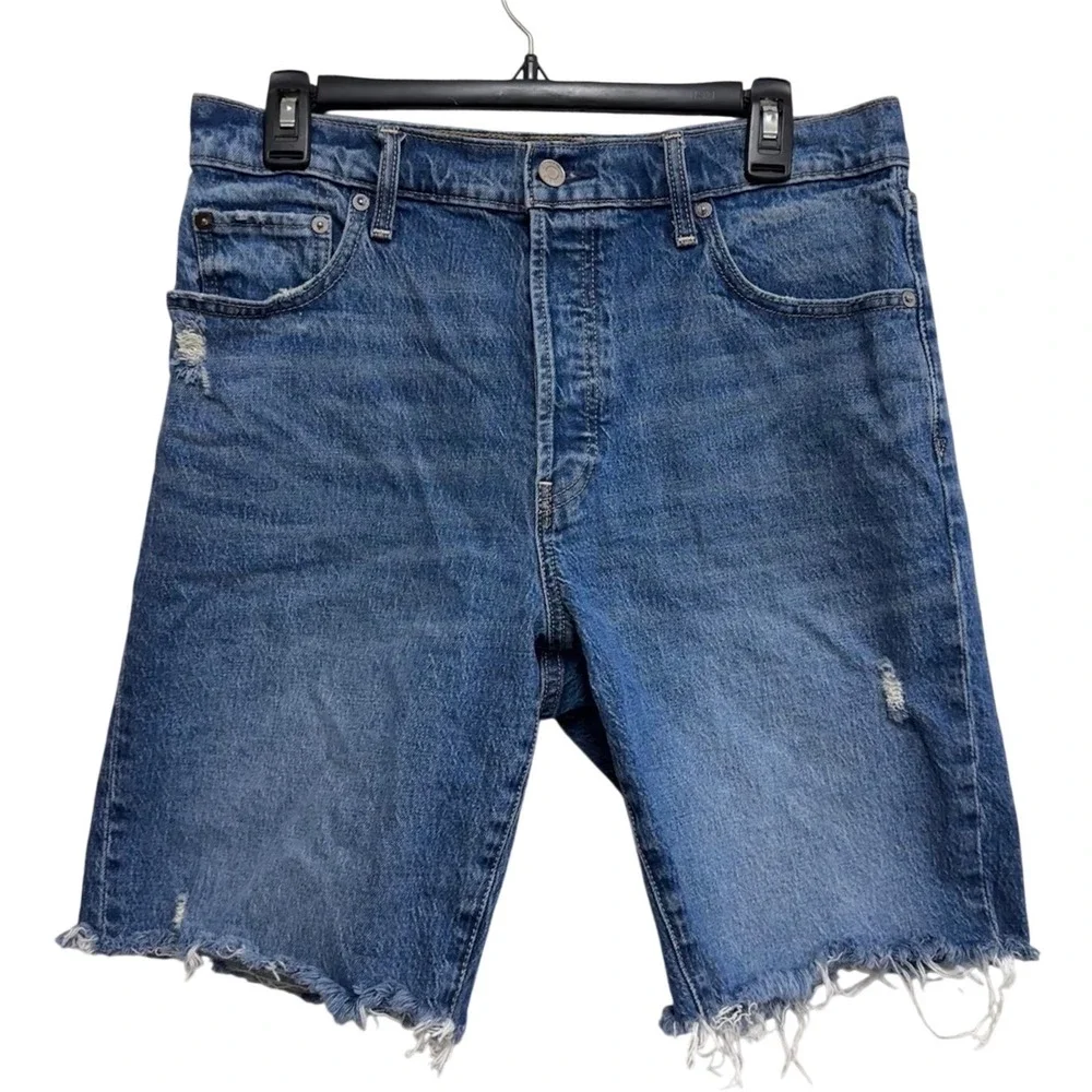 Gap High Rise Bermuda Shorts Women's 10 30 Dark Indigo Distressed Raw Hem